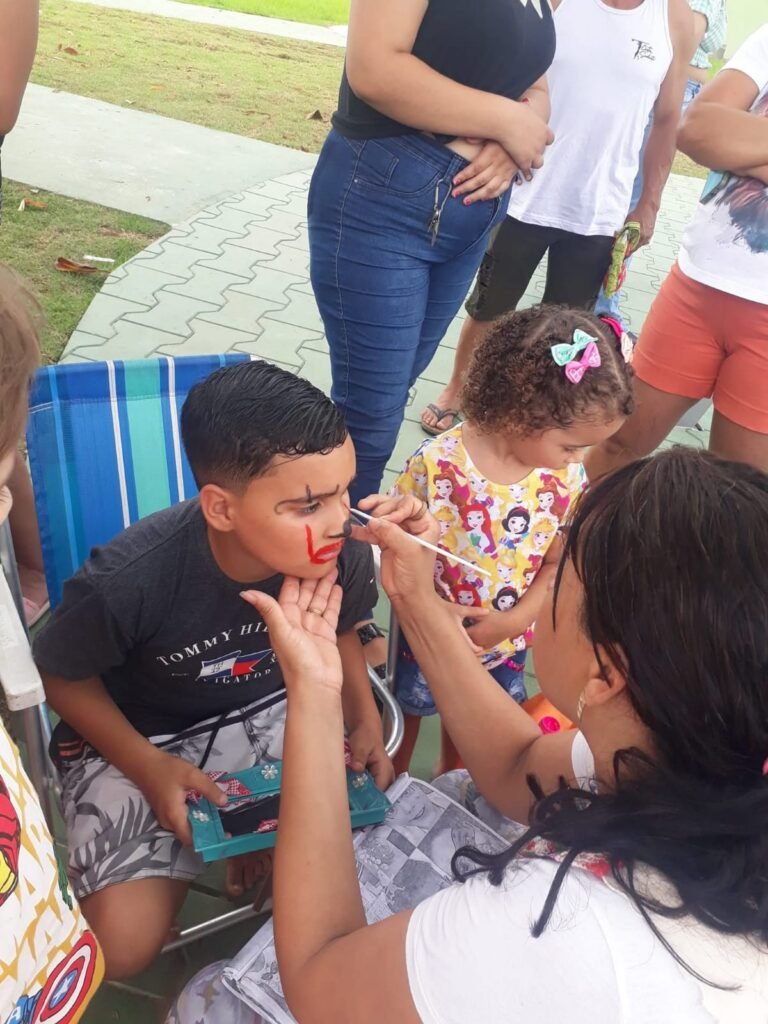 Projeto Pintando na Praça no Porque Anelinas (6)